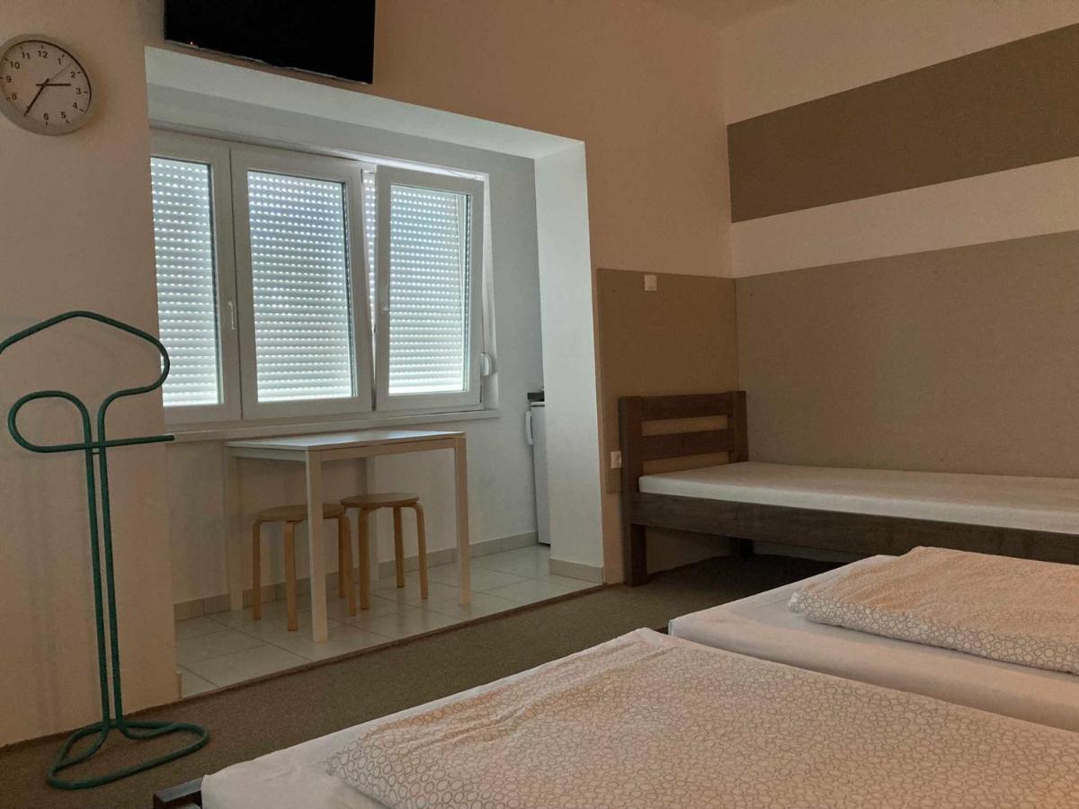 Toronyi Vendégház Esterno foto